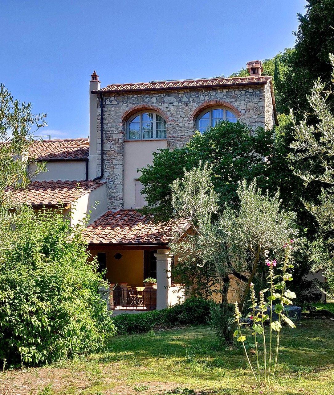 L’esterno della Torre del Barbagianni
